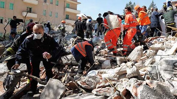 Le centre de l’Italie frappé par un fort séisme