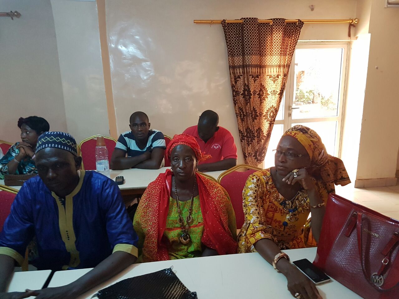 KÉDOUGOU : Abdou Mbow rencontre les maires du Département