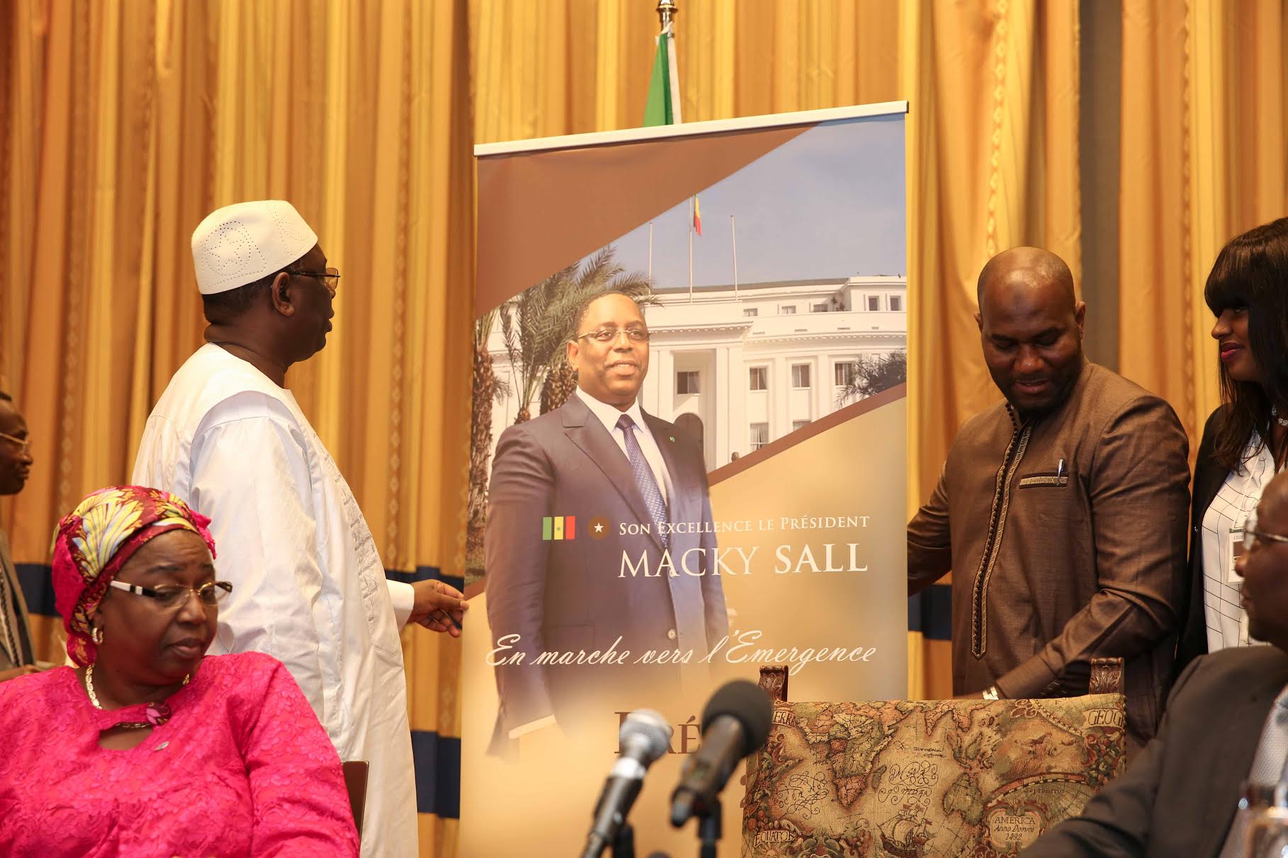 IMAGES : Le président Macky Sall rencontre les Sénégalais vivant au Canada