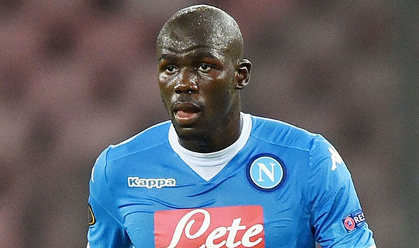 KALIDOU KOULIBALY GAGNE SON BRAS DE FER AVEC NAPLES : Un salaire annuel de 1,4 milliard et une clause de 45,9 milliards FCfa