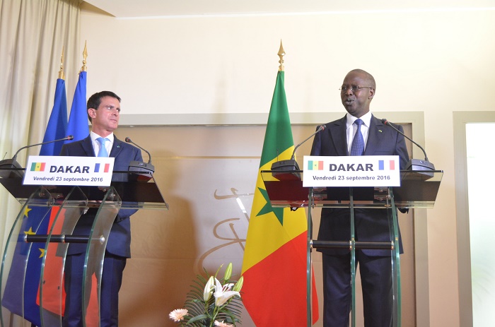 Point de presse conjoint Mahammed Dionne / Manuel Valls : « 317 milliards de Francs CFA d’accompagnement  de la France pour le PSE… »