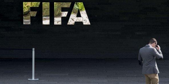 La Fifa annonce la dissolution de son comité anti-racisme et déclenche un tollé (Jeune Afrique)