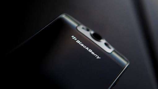 BlackBerry arrête la fabrication de téléphones et va sous-traiter