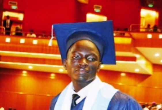    Deuxième meilleur élève de terminale : Alioune Badara Ndiaye toujours dans l’attente de la bourse d’excellence du Ministère de l’enseignement supérieur et de la Recherche