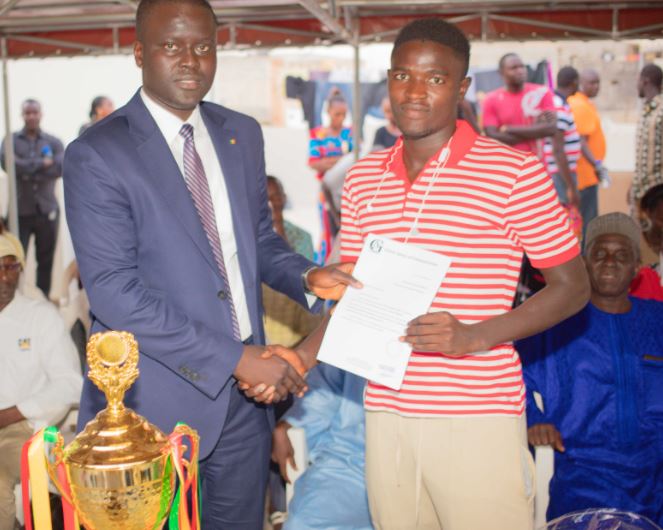 Remise d’équipements aux ASC de Grand-Yoff : Cheikh Bakhoum se dit déterminé à accompagner la jeunesse dans tous les domaines