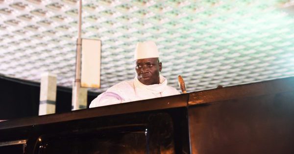 SES DEUX "TUEURS ARRÊTÉS", UN TÉMOIGNAGE L'ACCABLE DANS UNE EXÉCUTION : Yahya Jammeh encerclé