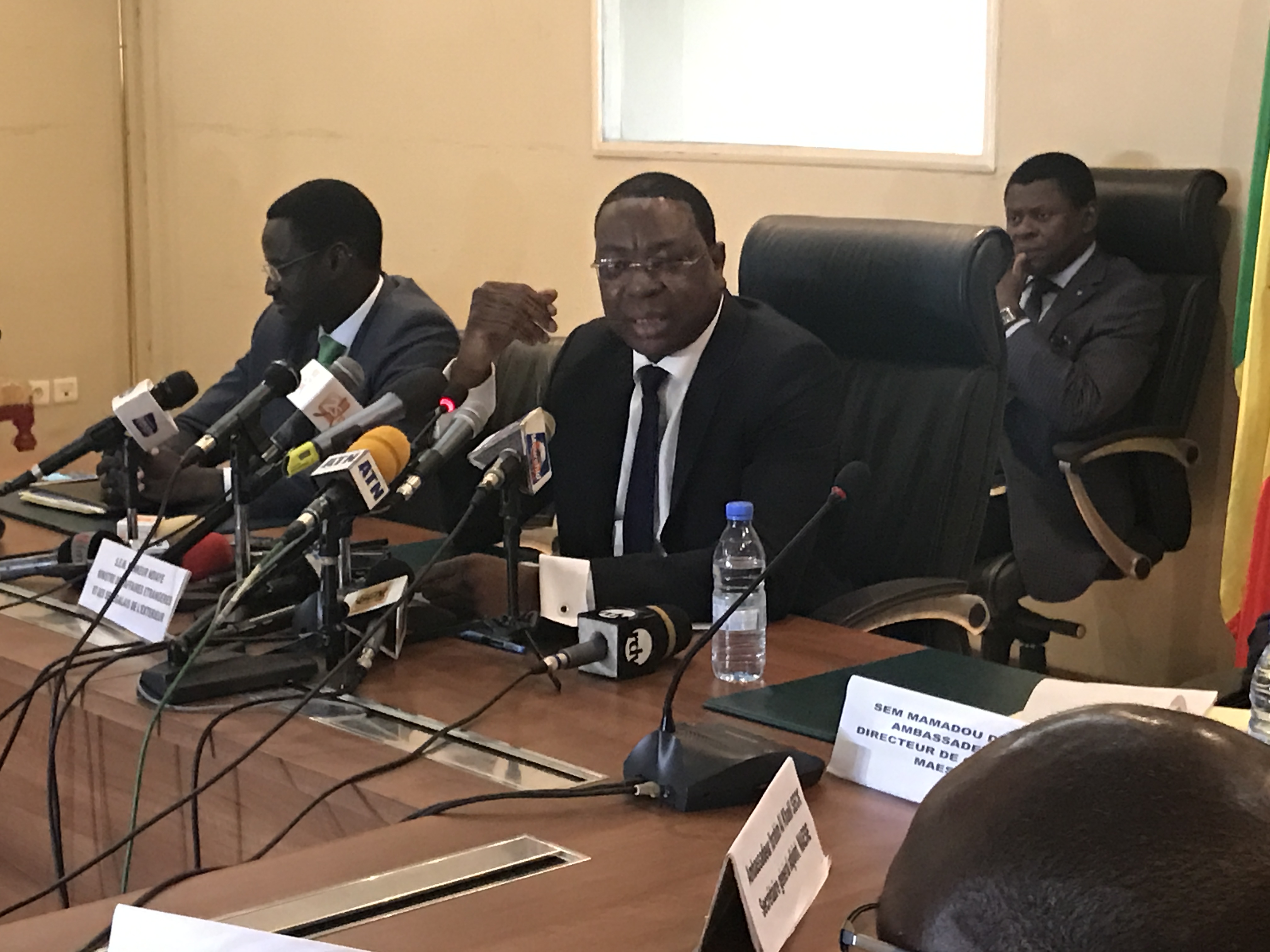Mankeur Ndiaye (MAESE) : "Le Sénégal n'est pas diplomatiquement isolé et il l'a prouvé lors de la crise gambienne"