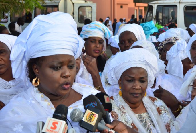 Cas d’incendies, retraits de Thimbo et Aliou Sall de la tête de listes départementales : Les vérités d’Awa Niang