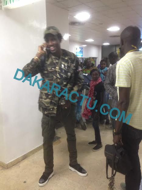 Les images du départ de Wally Ballago Seck à l'aéroport Léopold Sédar Senghor pour la Soirée du 22 Avril
