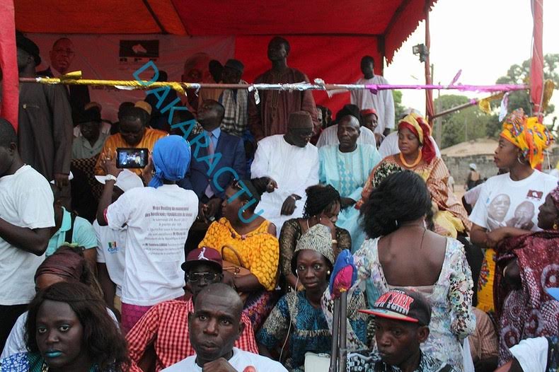 Meeting  de l’APR de Ziguinchor : Forte mobilisation de Benoît Sambou