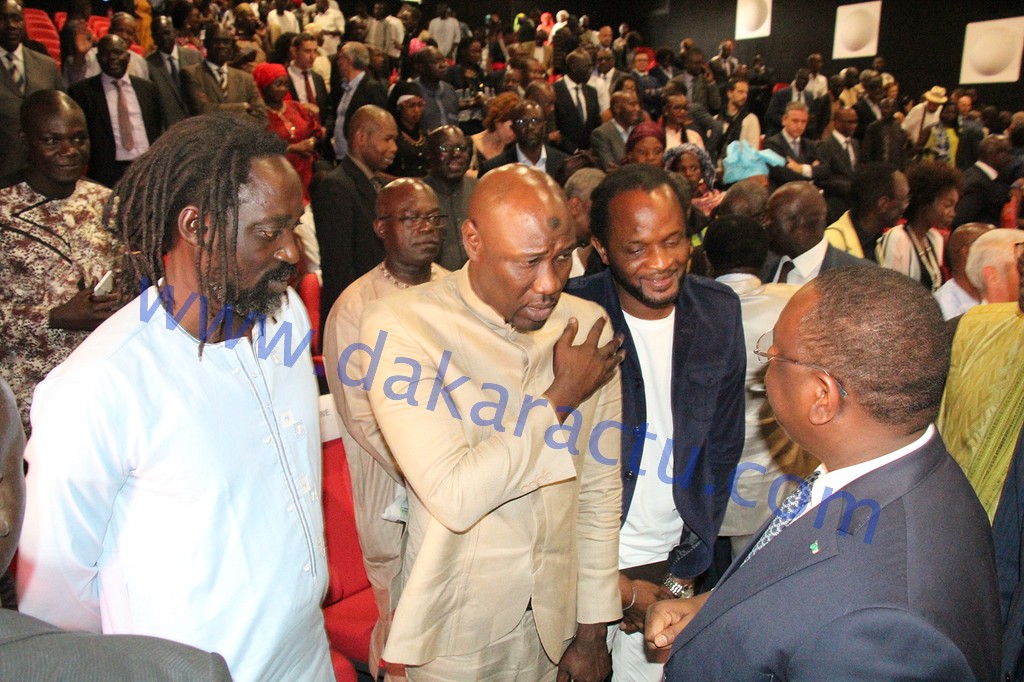 Le premier réseau de salles de cinéma et de spectacles ouvre ses portes en Afrique : CANAL OLYMPIA TERANGA s’installe à Dakar.