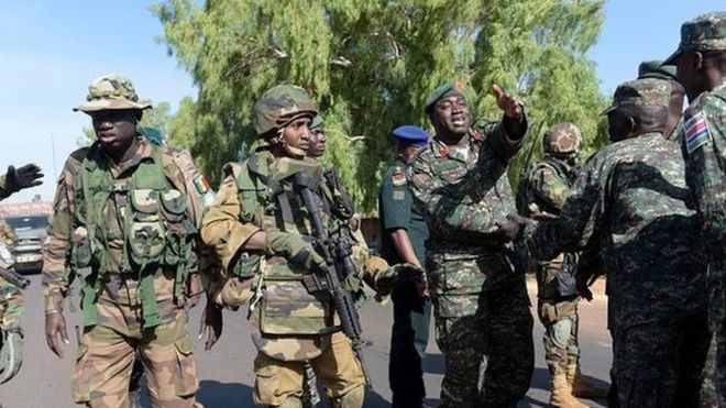 Gambie : contrôle dans l'armée