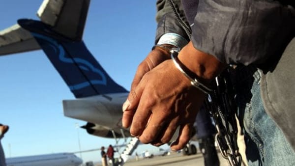 ESPAGNE : Des Sénégalais empêchent l'expulsion d'un compatriote à bord d'avion en partance pour Dakar