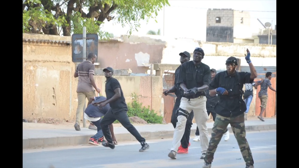 Rufisque  : Violents affrontements entre militants de Mankoo et Benno