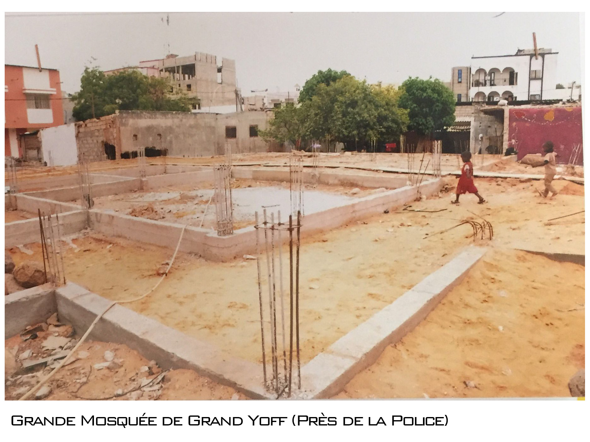 Macky réhabilite les mosquées de Dakar