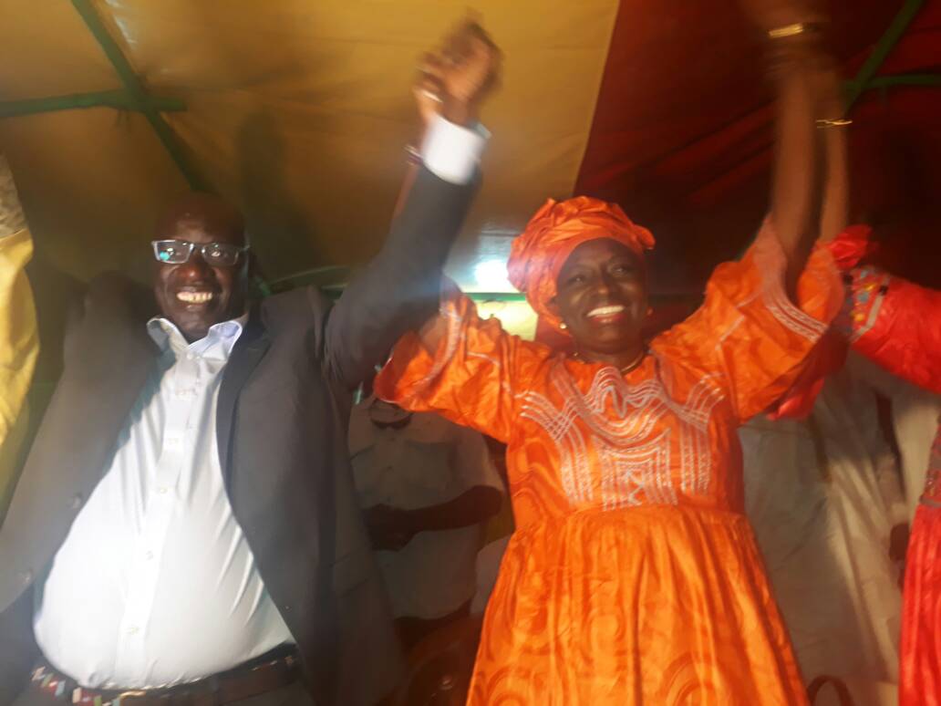 Fin de campagne à Kaolack : Retrouvailles entre Mimi Touré et ses camarades "ennemis" de l'APR.