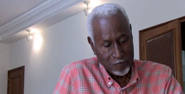 TÉMOIGNAGES DES HABITANTS DES CITÉS ALIOU SOW - Travail, persévérance, discrétion : Les leçons de vie du bâtisseur