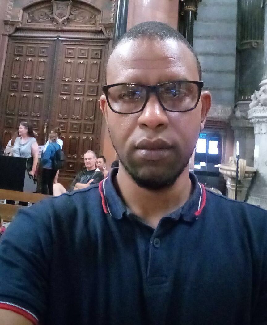 Affaire Kémi Séba / La diaspora s'en mêle :  " Nous avons en face un président complexé " (Aguibou Diallo, politologue)