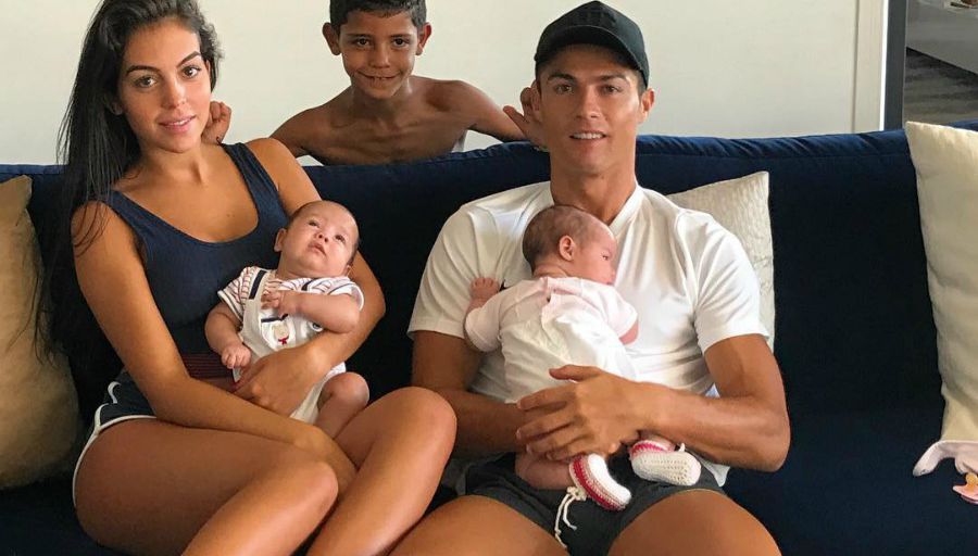 La nouvelle photo de famille adorable de Ronaldo
