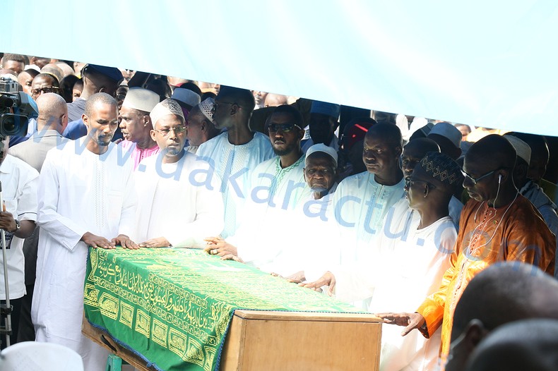 Les images de la levée du corps de Djibo ka à l'hôpital principal de Dakar