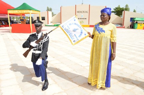Cérémonie de sortie de la 8ème promotion des élèves gradés et de la 49ème promotion des élèves gendarmes