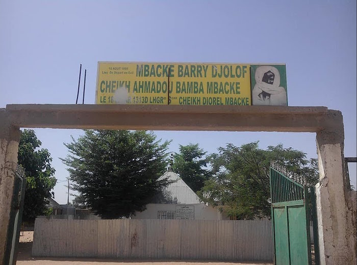 MBACKÉ BAARY DJOLOFF : Le lieu du départ en exil