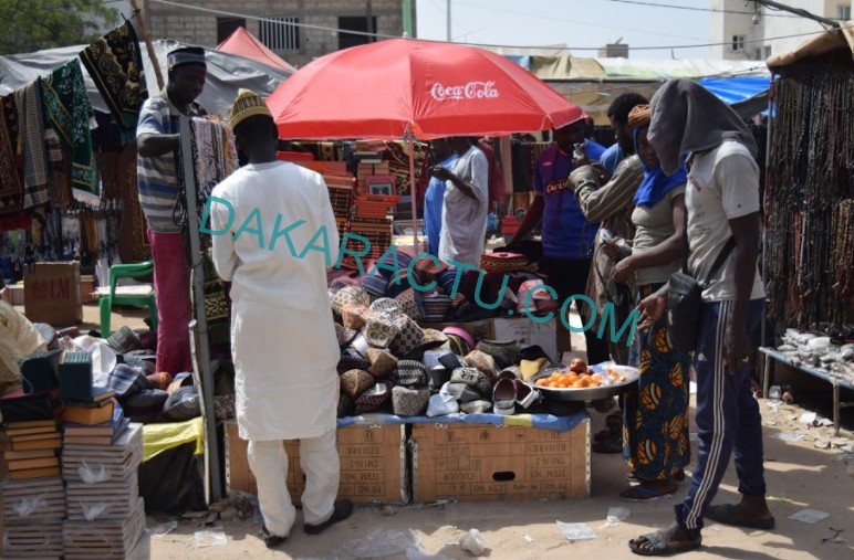 Médina Baye : l'esplanade de la mosquée se transforme en foire le temps du Gamou (Images)