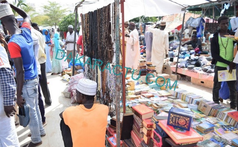 Médina Baye : l'esplanade de la mosquée se transforme en foire le temps du Gamou (Images)