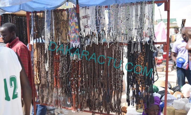 Médina Baye : l'esplanade de la mosquée se transforme en foire le temps du Gamou (Images)