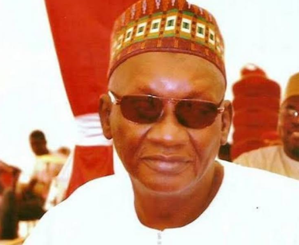 Serigne Bassirou Niass, porte-parole du Khalife de Médina Baye : " Les gens qui ont payé leurs billets d'avion pour prendre part au Gamou sont plus chanceux que ceux qui l'ont fait pour se rendre à Bercy"