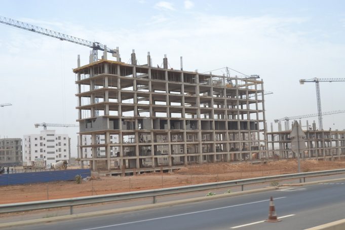 MARCHÉ DES TRAVAUX VRD DU PÔLE URBAIN DE DIAMNIADIO : Les Chinois écrasés à toutes les étapes de la procédure par une société sénégalaise associée à des Allemands"