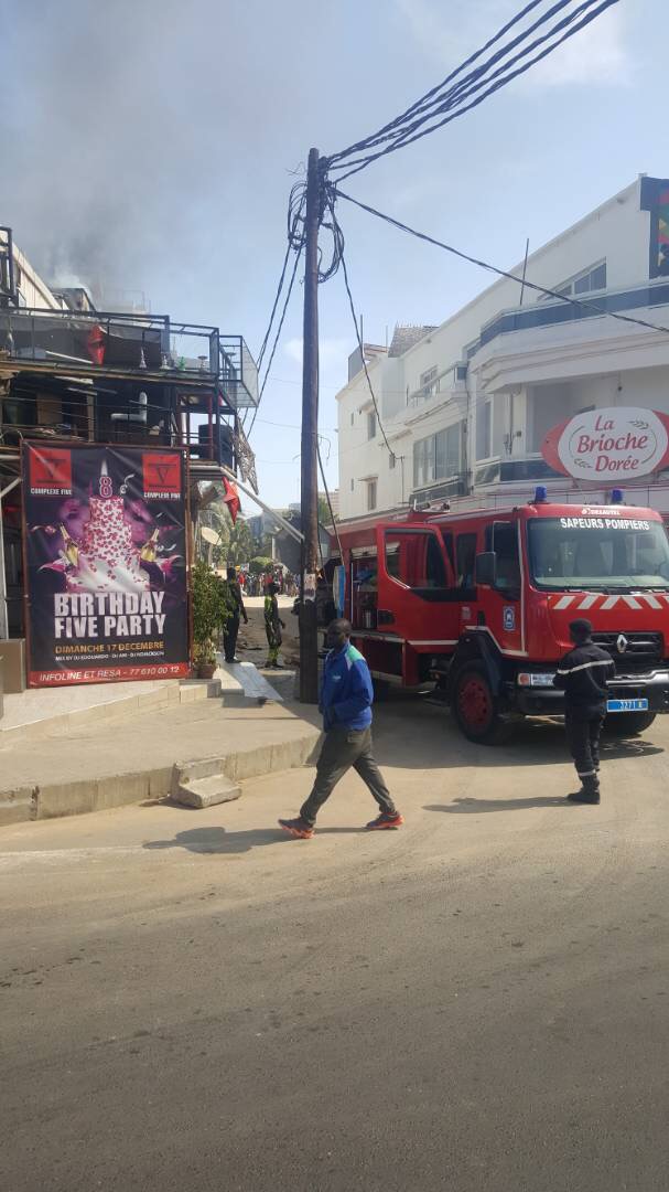 Urgent : Incendie au Five des Almadies (IMAGES)