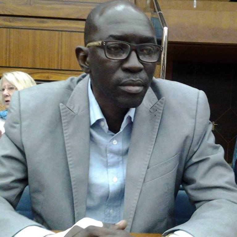 Agression contre des journalistes de Dakaractu : le journaliste Mbaye Jacques Diop condamne des « actes ignobles »