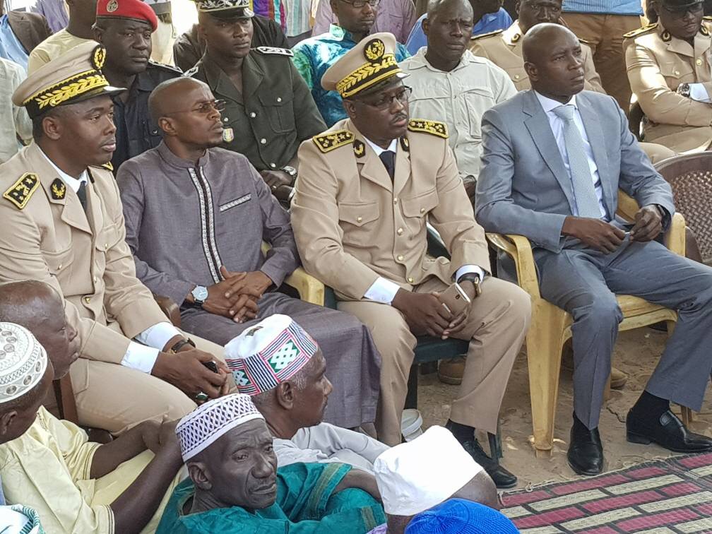 Massacre de 13 personnes à Ziguinchor : Aly Ngouille Ndiaye présente les condoléances de Macky Sall et de la Nation aux familles des victimes et promet que les malfaiteurs seront « poursuivis, arrêtés et punis »