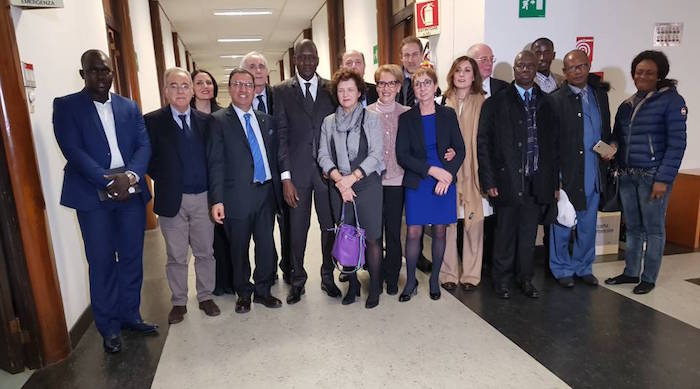 Gestion des domaines prioritaires : Le ministre Yaya Abdoul Kane procède à la signature d'accords entre le groupe d'intérêt communautaire du Bosséa et la région Calabre en Italie. 
