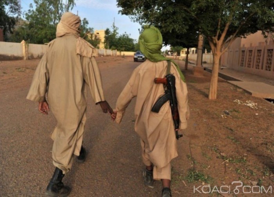 Lutte anti-terroriste : révélations sur le triangle stratégique Sénégal-France-Mauritanie (Jeune Afrique)  