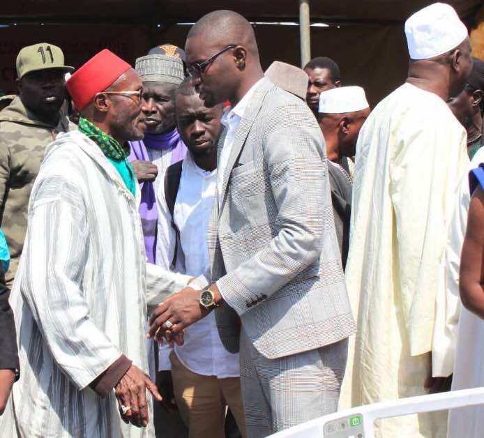 PARCELLES ASSAINIES : Go Faye offre des lits médicalisés au centre de santé Mame Abdoul Aziz Sy