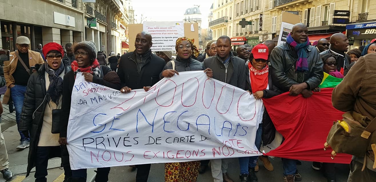 Pour des élections transparentes, l’opposition sénégalaise marche à Paris