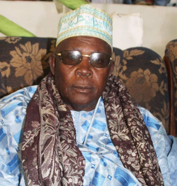 Léona Niassène : Cheikh Ahmed Tidiane Niass Oumayma préside sa première Ziarra en tant que nouveau khalife