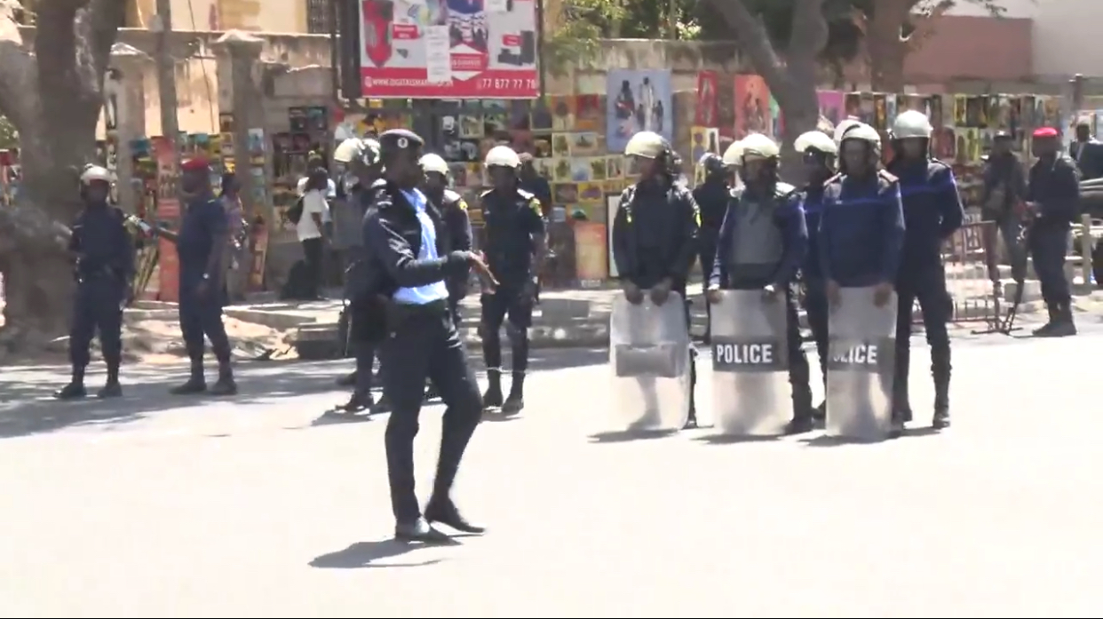 Sit-in de l’opposition : 25 personnes arrêtées / Omar Sarr et Me Madické Niang libres
