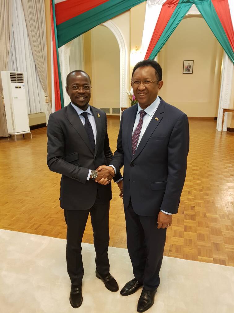 Antananarivo (Madagascar) : Abdou Mbow reçu par le Président de la République et le Premier ministre
