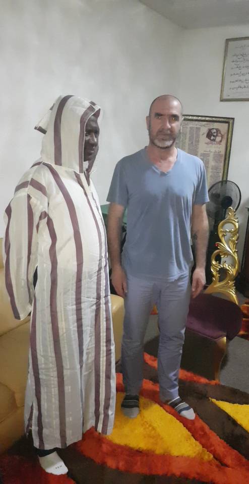 Serigne Modou Kara reçoit l'ancien international français Eric Cantona