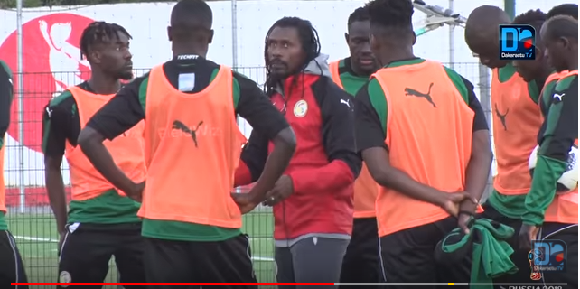 Système de jeu : Aliou Cissé et sa défense à trois