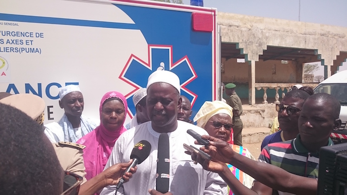 Kaffrine : 5 ambulances médicalisées offertes aux populations