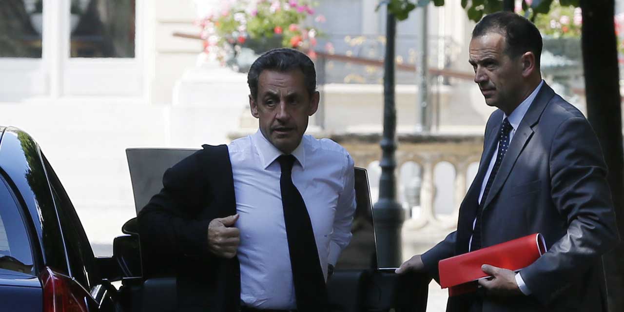 Secrets de la garde-à-vue de Sarkozy : Encerclé, il aurait balancé Guéant et Hortefeux