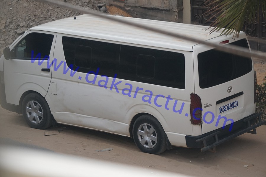 Barthélémy Dias en direct sur Dakaractu : la Section de recherche  encercle nos locaux