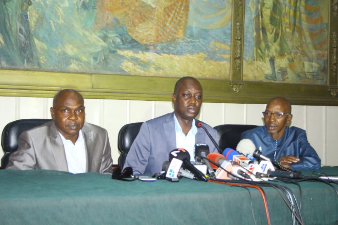 « Cette condamnation est l’épilogue d’un acharnement politique et d’une instrumentalisation de la justice. »(Avocats de Khalifa Sall)