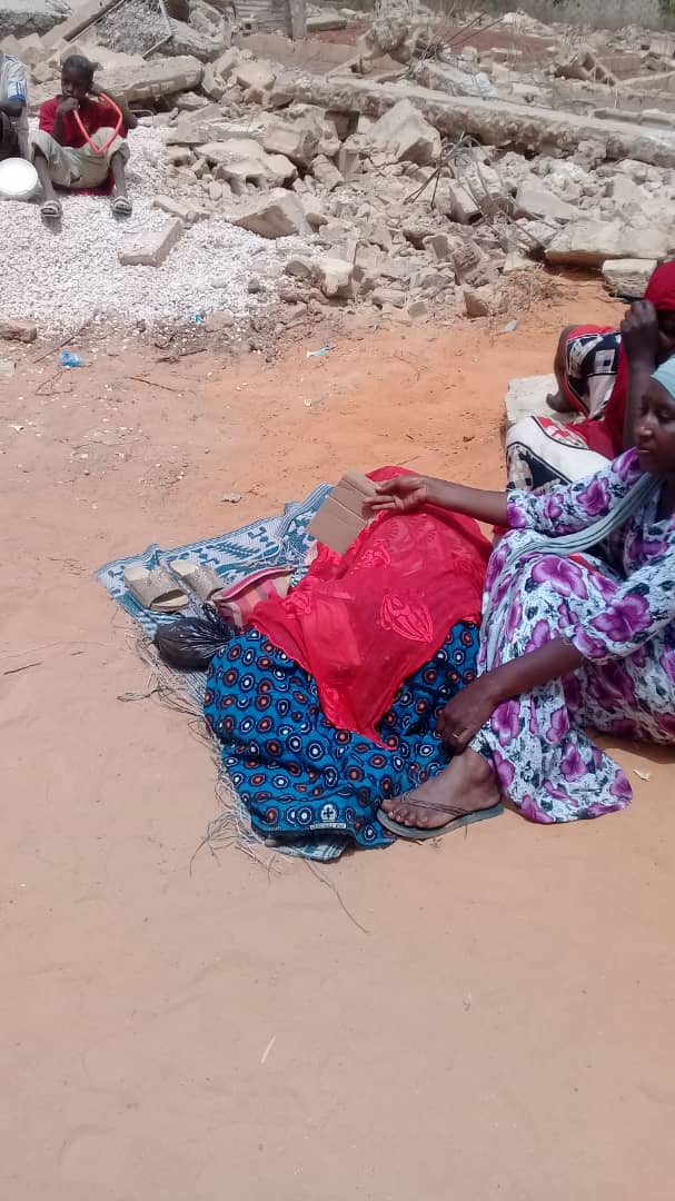 Grève de la faim des propriétaires des 200 maisons démolies à Thiès : Une dame de 80 ans dans un état critique, évacuée