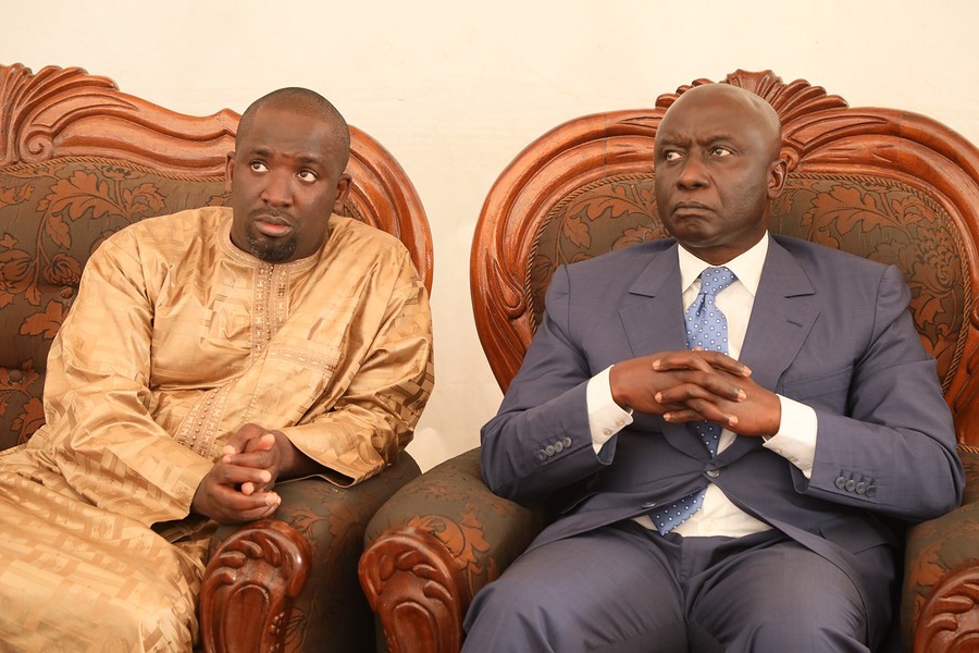 Présentation de condoléances chez Serigne Diagne : Idy dévoile un pan de sa jeunesse auprès de la famille