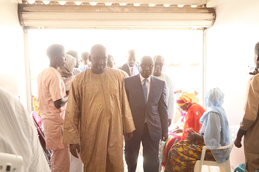 Présentation de condoléances chez Serigne Diagne : Idy dévoile un pan de sa jeunesse auprès de la famille